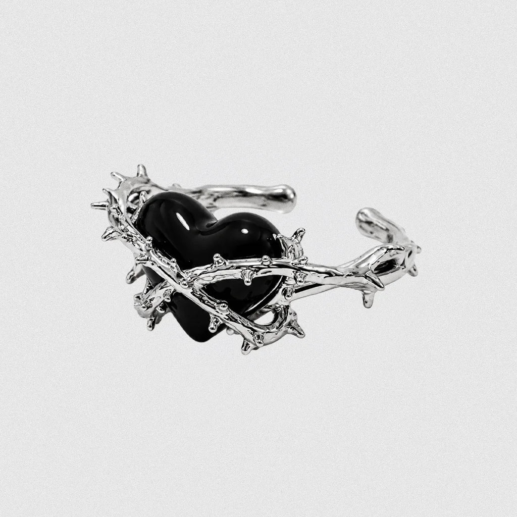 Thornheart Ring