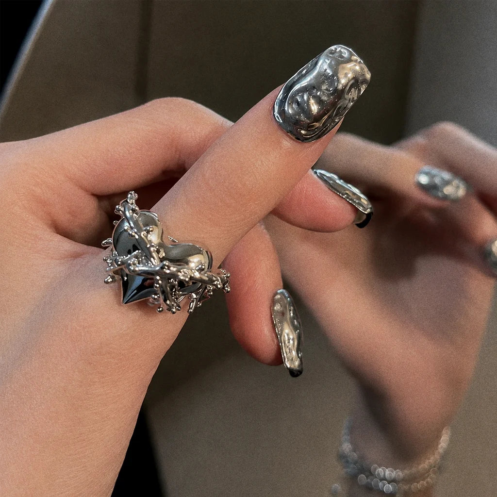 Thornheart Ring